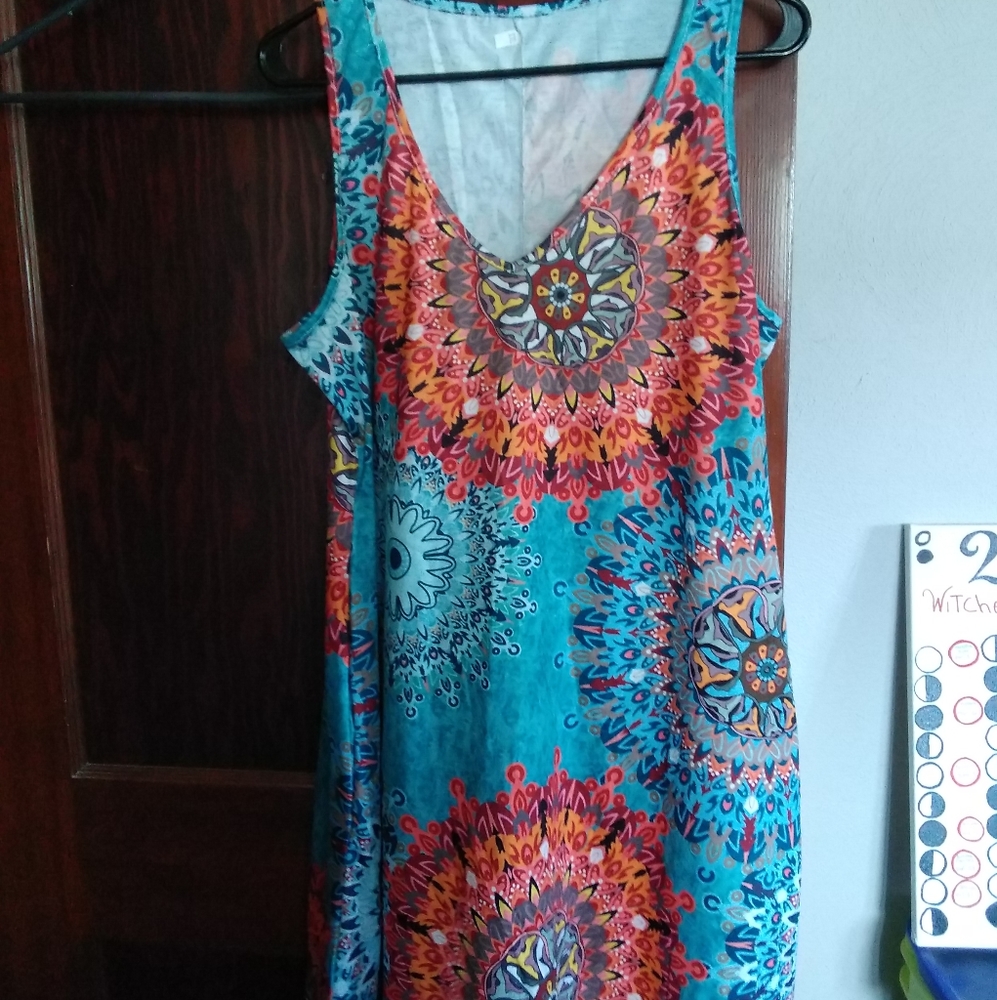 Sleeveless dress